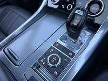 Land Rover Range Rover Sport SD V6 HSE Dynamic 