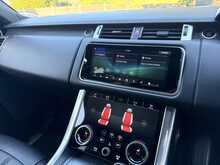 Land Rover Range Rover Sport SD V6 HSE Dynamic 