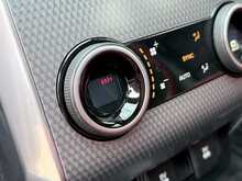 Land Rover Range Rover Sport P400 MHEV HST 