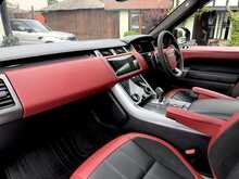 Land Rover Range Rover Sport P400 MHEV HST 