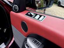 Land Rover Range Rover Sport P400 MHEV HST 