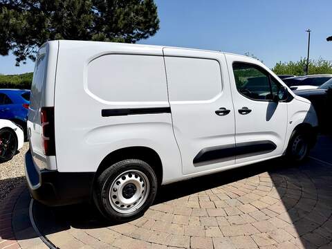 Vauxhall Combo Turbo D 2300 Prime - U338