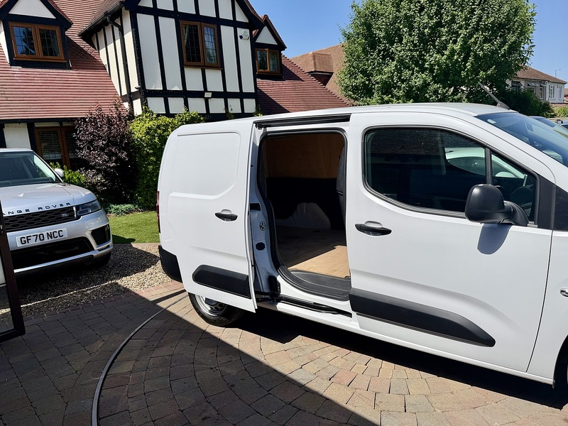 Vauxhall Combo Turbo D 2300 Prime - U338