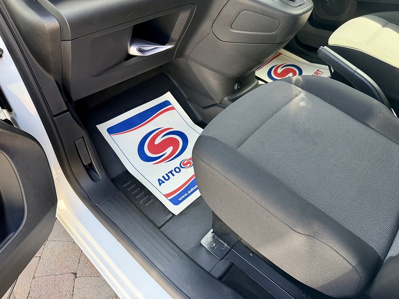 Vauxhall Combo Turbo D 2300 Prime - U338