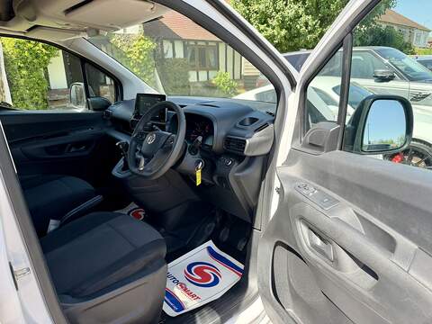Vauxhall Combo Turbo D 2300 Prime - U338
