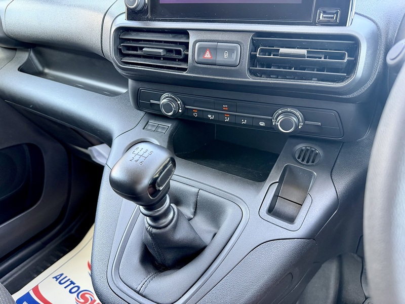 Vauxhall Combo Turbo D 2300 Prime - U338