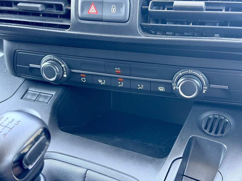 Vauxhall Combo Turbo D 2300 Prime - U338