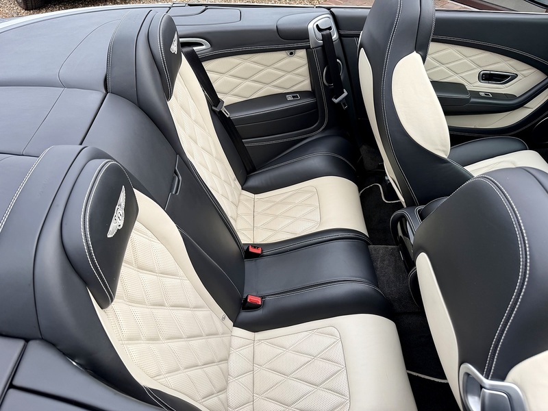 Bentley Continental GTC S V8 - U341