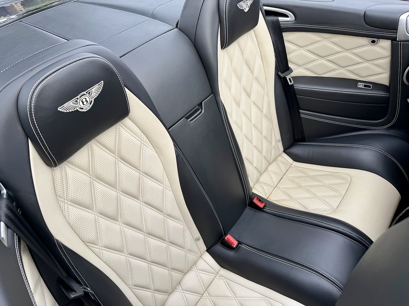 Bentley Continental GTC S V8 - U341