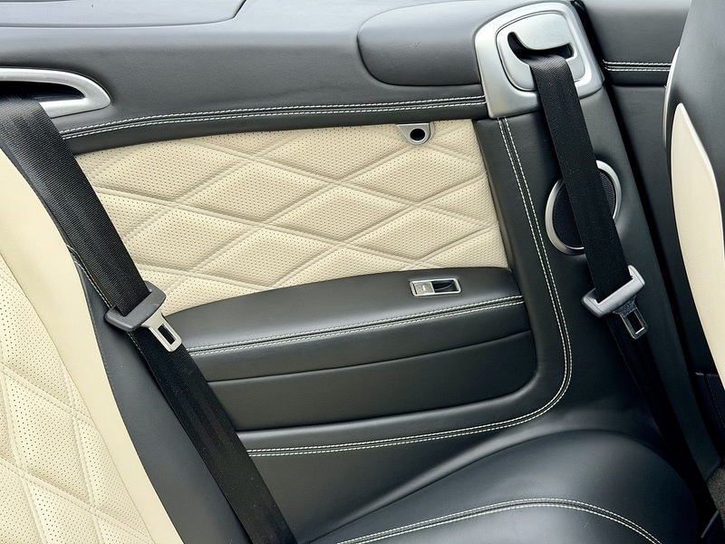 Bentley Continental GTC S V8 - U341
