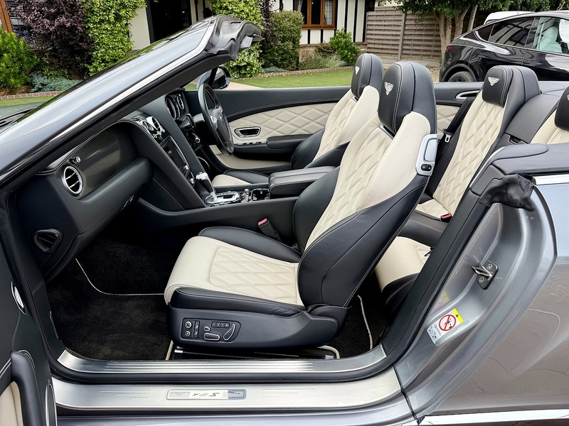 Bentley Continental GTC S V8 - U341
