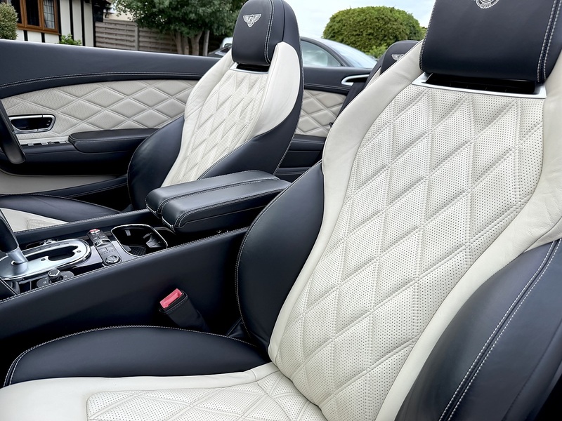 Bentley Continental GTC S V8 - U341