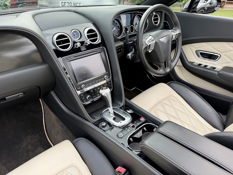 Bentley Continental GTC S V8 - U341