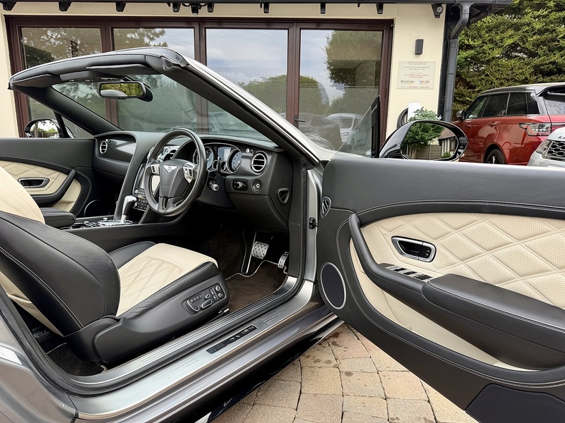 Bentley Continental GTC S V8 - U341