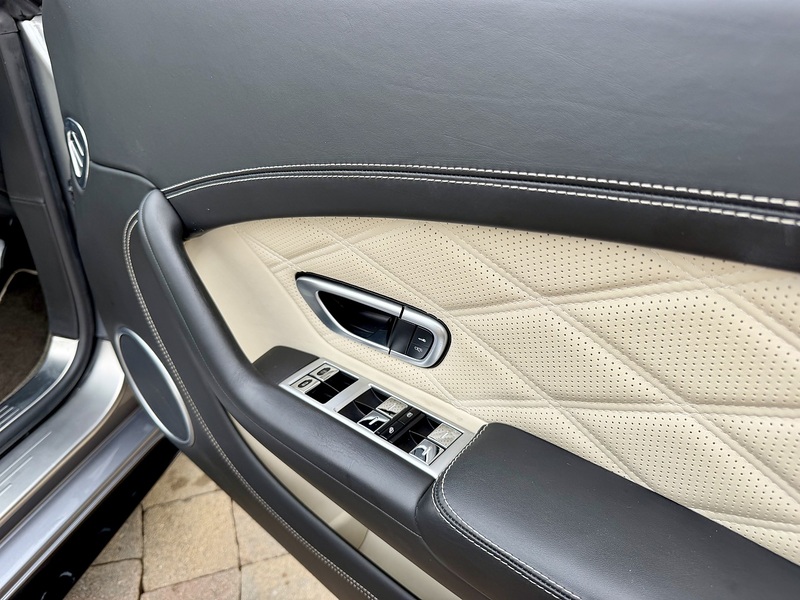 Bentley Continental GTC S V8 - U341