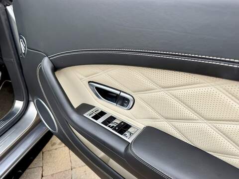 Bentley Continental GTC S V8 - U341