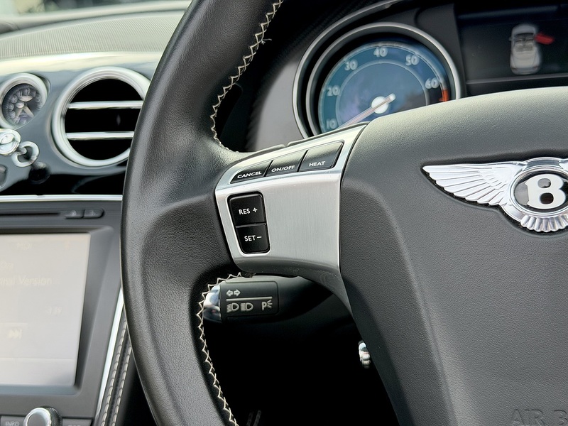 Bentley Continental GTC S V8 - U341