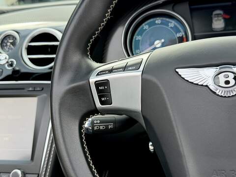 Bentley Continental GTC S V8 - U341