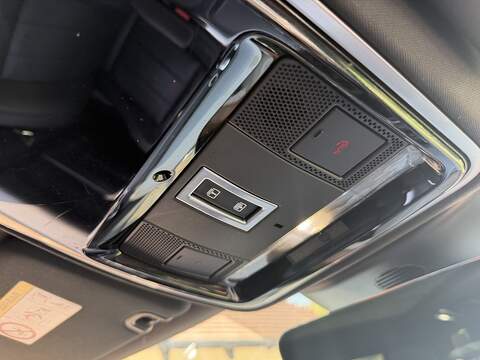 Land Rover Range Rover Sport SD V6 HSE - U347