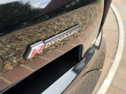 Land Rover Discovery D300 MHEV R-Dynamic HSE - U351