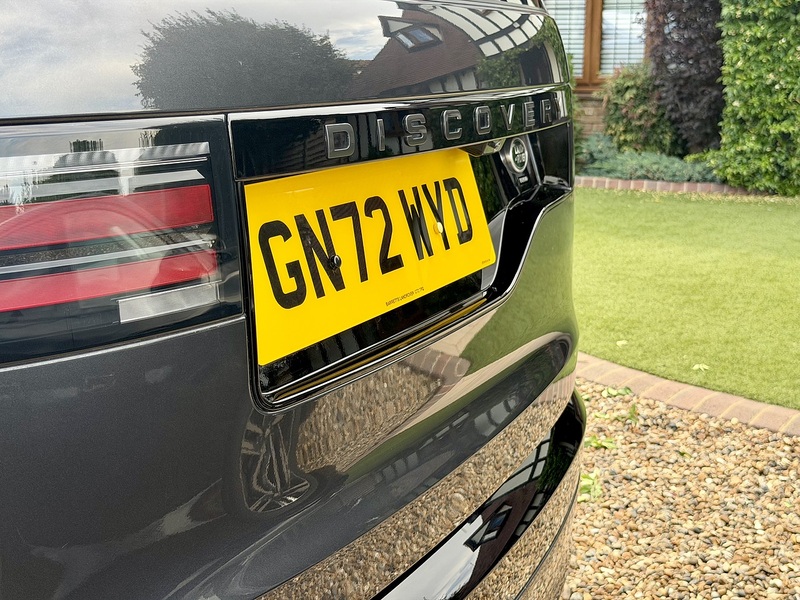 Land Rover Discovery D300 MHEV R-Dynamic HSE - U351