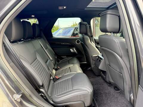 Land Rover Discovery D300 MHEV R-Dynamic HSE - U351