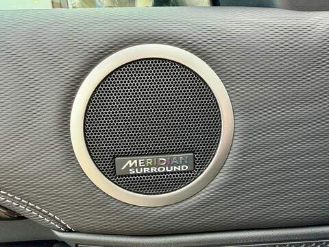 Land Rover Discovery D300 MHEV R-Dynamic HSE - U351