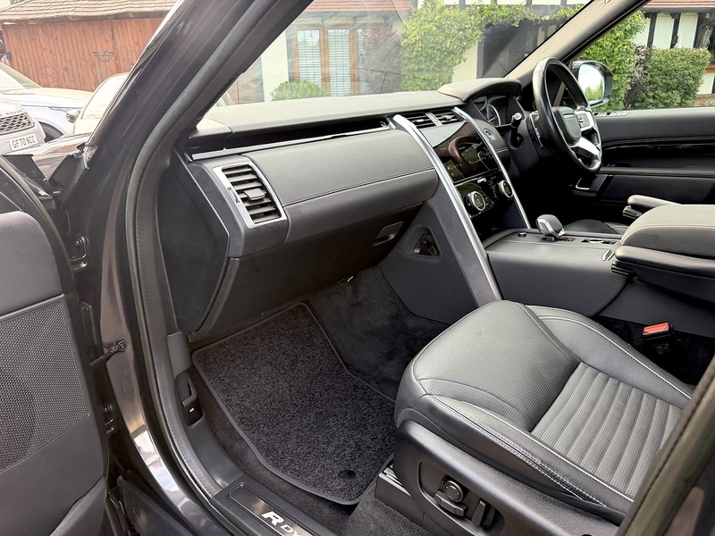Land Rover Discovery D300 MHEV R-Dynamic HSE - U351