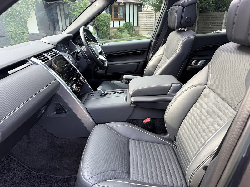 Land Rover Discovery D300 MHEV R-Dynamic HSE - U351