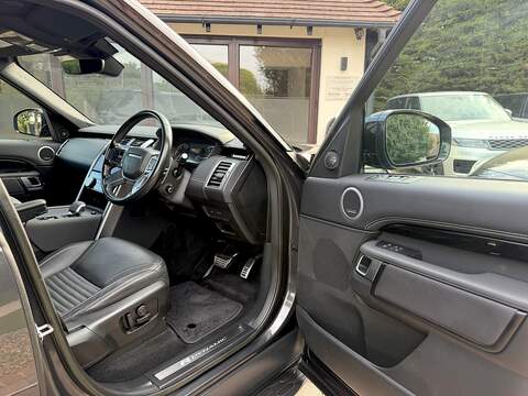 Land Rover Discovery D300 MHEV R-Dynamic HSE - U351