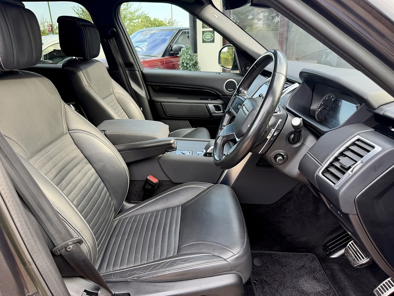 Land Rover Discovery D300 MHEV R-Dynamic HSE - U351