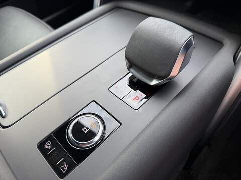 Land Rover Discovery D300 MHEV R-Dynamic HSE - U351