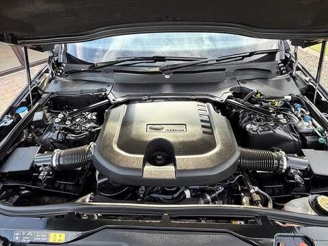Land Rover Discovery D300 MHEV R-Dynamic HSE - U351