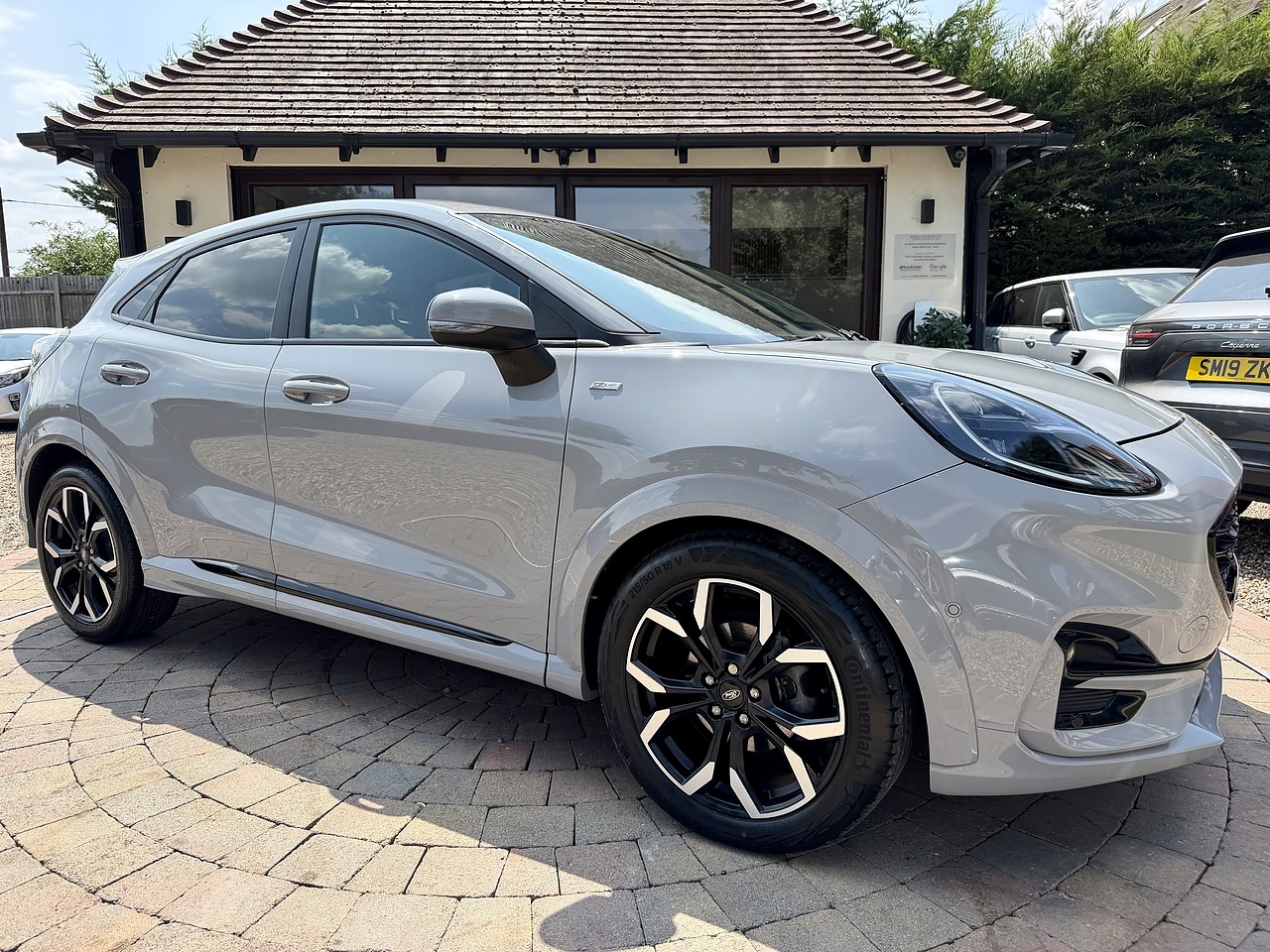2020 Ford Puma thumbnail 2