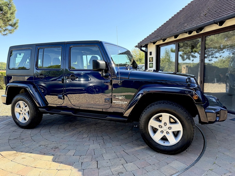 Jeep Wrangler CRD Sahara - U359