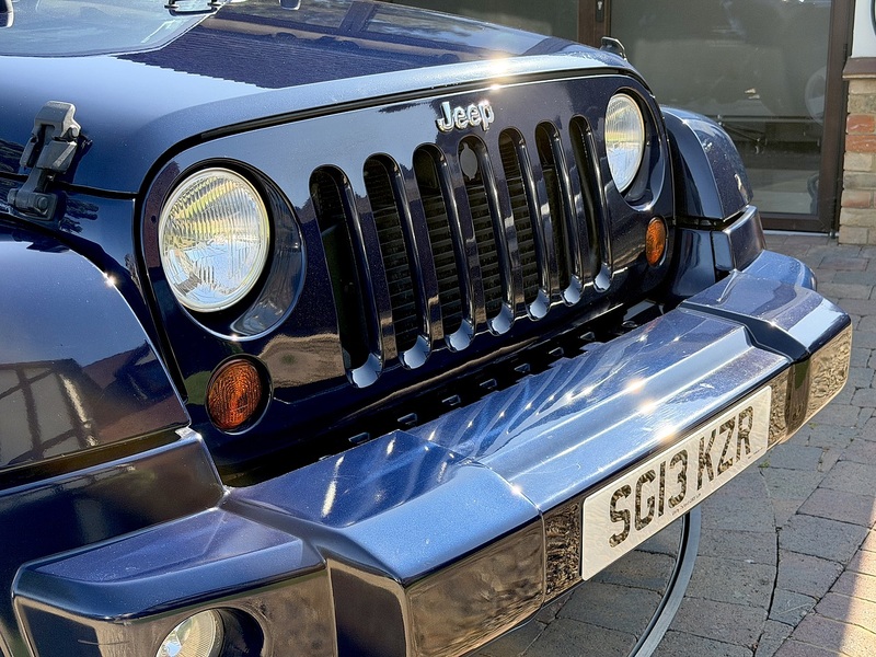 Jeep Wrangler CRD Sahara - U359