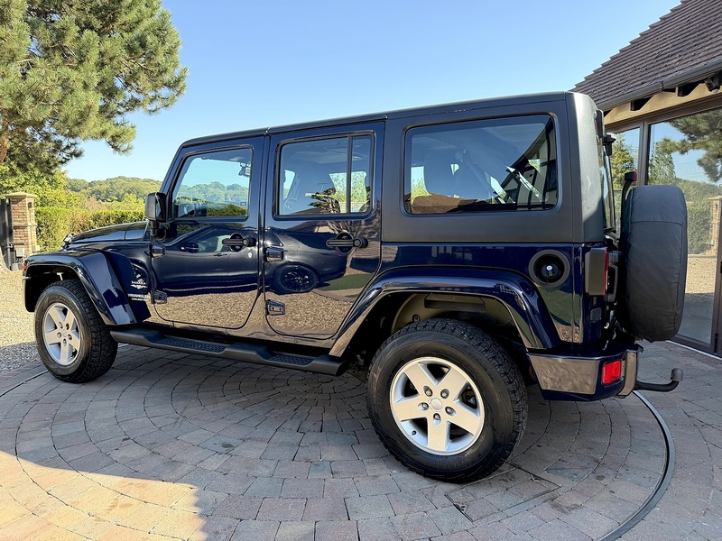 Jeep Wrangler CRD Sahara - U359