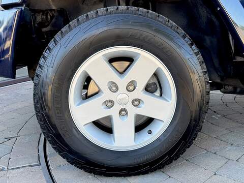 Jeep Wrangler CRD Sahara - U359