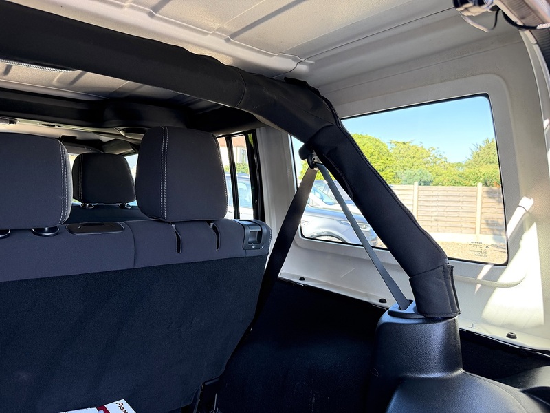 Jeep Wrangler CRD Sahara - U359