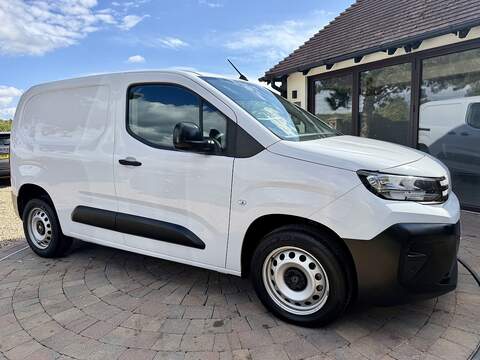 Peugeot Partner BlueHDi 1000 Professional - U360