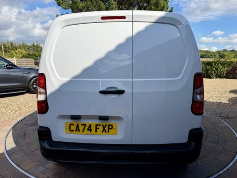 Peugeot Partner BlueHDi 1000 Professional - U360