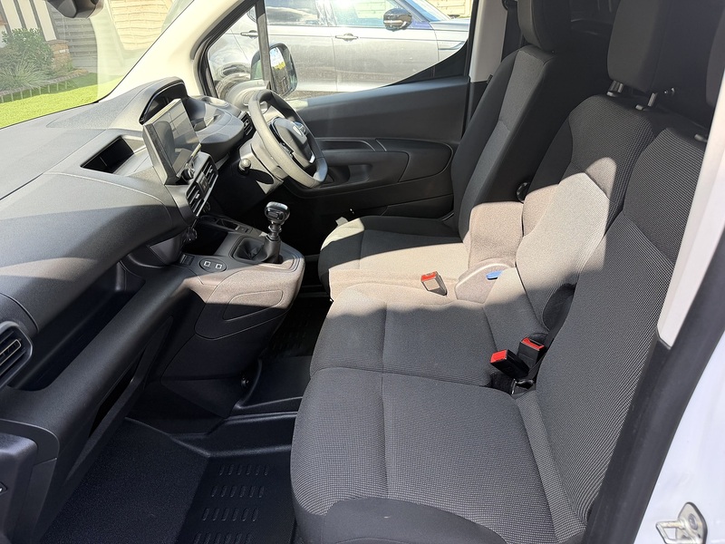 Peugeot Partner BlueHDi 1000 Professional - U360