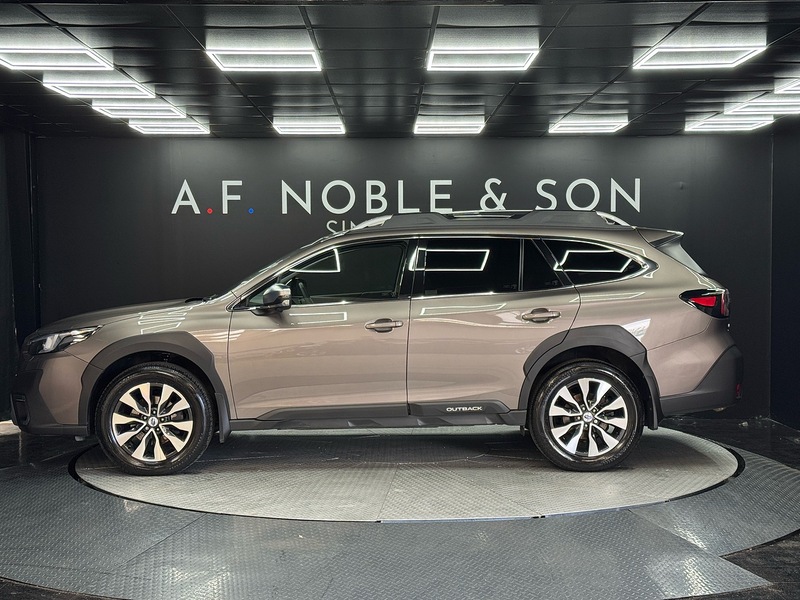Subaru 2.5i Touring Estate 5dr Petrol Lineartronic 4WD Euro 6 (s/s) (169 ps)