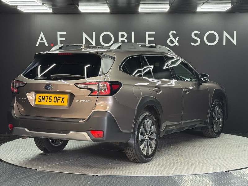 Subaru 2.5i Touring Estate 5dr Petrol Lineartronic 4WD Euro 6 (s/s) (169 ps)