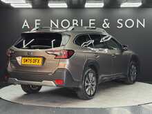 Subaru Outback i Touring 