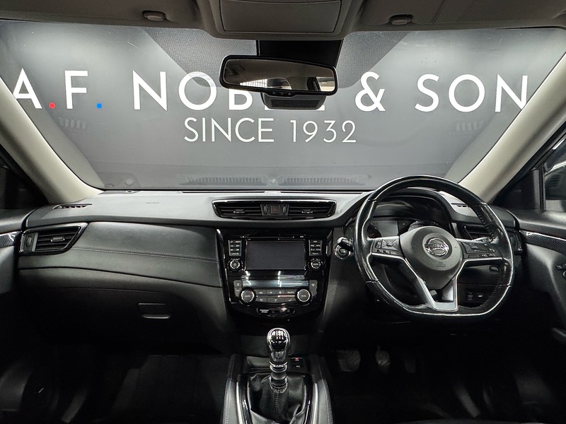 Nissan 1.6 DIG-T Tekna SUV 5dr Petrol Manual Euro 6 (s/s) (163 ps)