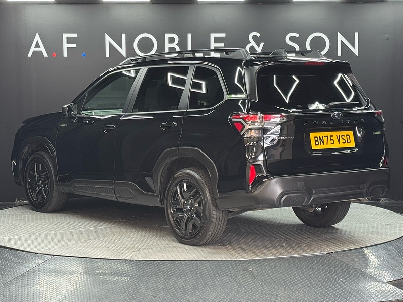 Subaru 2.0 i e-Boxer Field SUV 5dr Petrol Hybrid Lineartronic 4WD Euro 6 (s/s) (136 ps)
