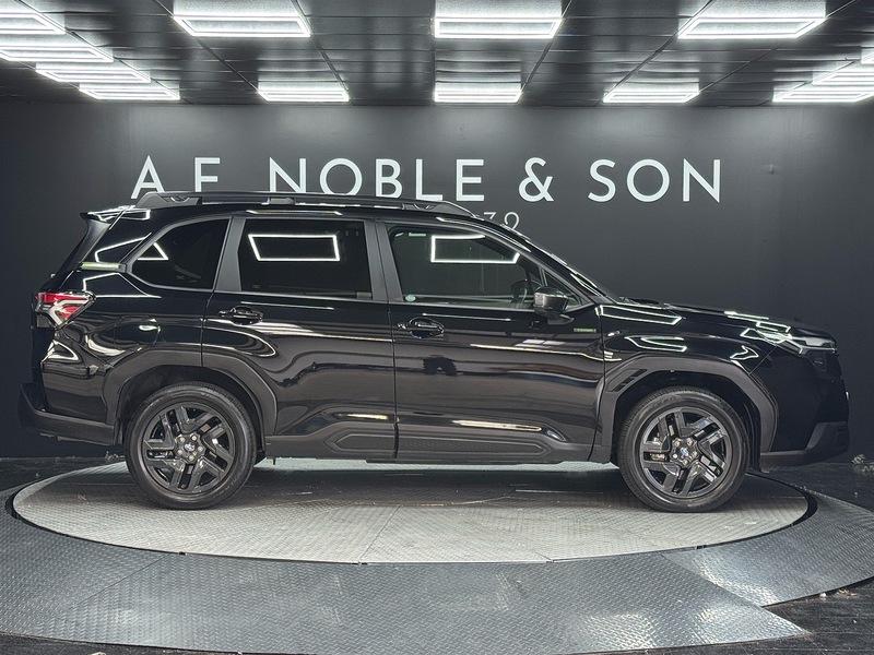 Subaru 2.0 i e-Boxer Field SUV 5dr Petrol Hybrid Lineartronic 4WD Euro 6 (s/s) (136 ps)