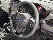Subaru Forester i e-Boxer Field 