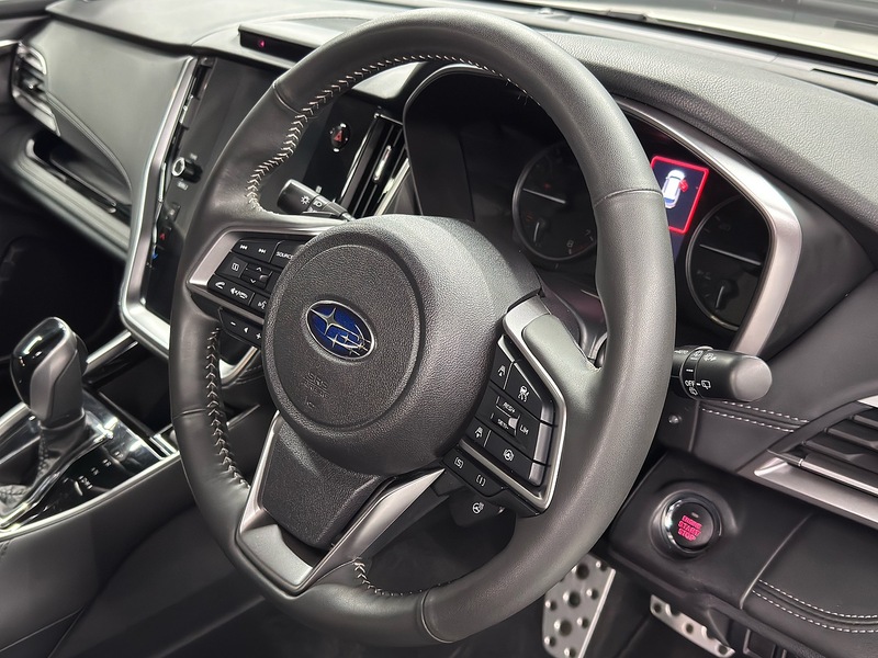 Subaru 2.5i Touring Estate 5dr Petrol Lineartronic 4WD Euro 6 (s/s) (169 ps)